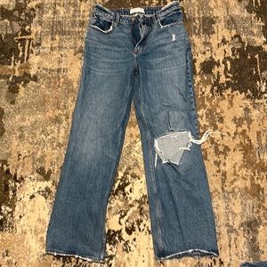 Abercrombie Curve Love 90s Relaxed Jean
